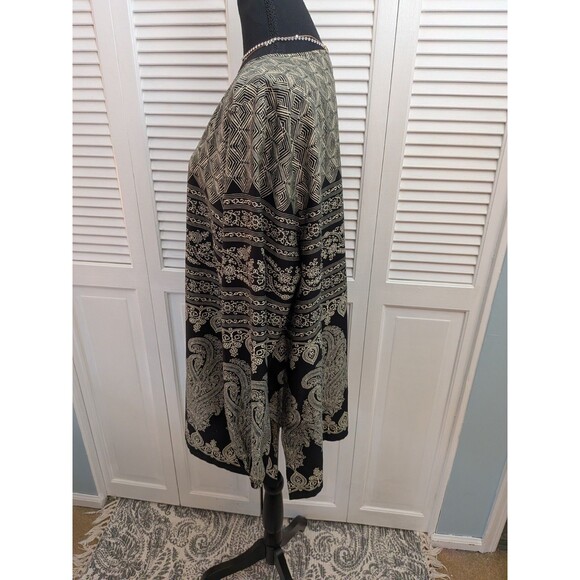 Chico's Tunic Womes XL/3 Paisley Black Tan Floral V-Neck Blouse Top Boho Flowy - Picture 6 of 12